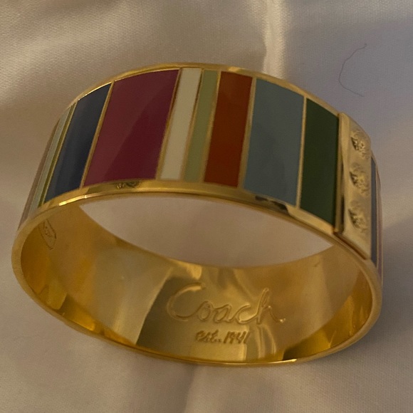 Coach cuff - Picture 2 of 2